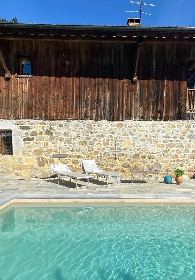 La Ferme Des Cousines Apartment Saint-Sigismond  Exterior photo